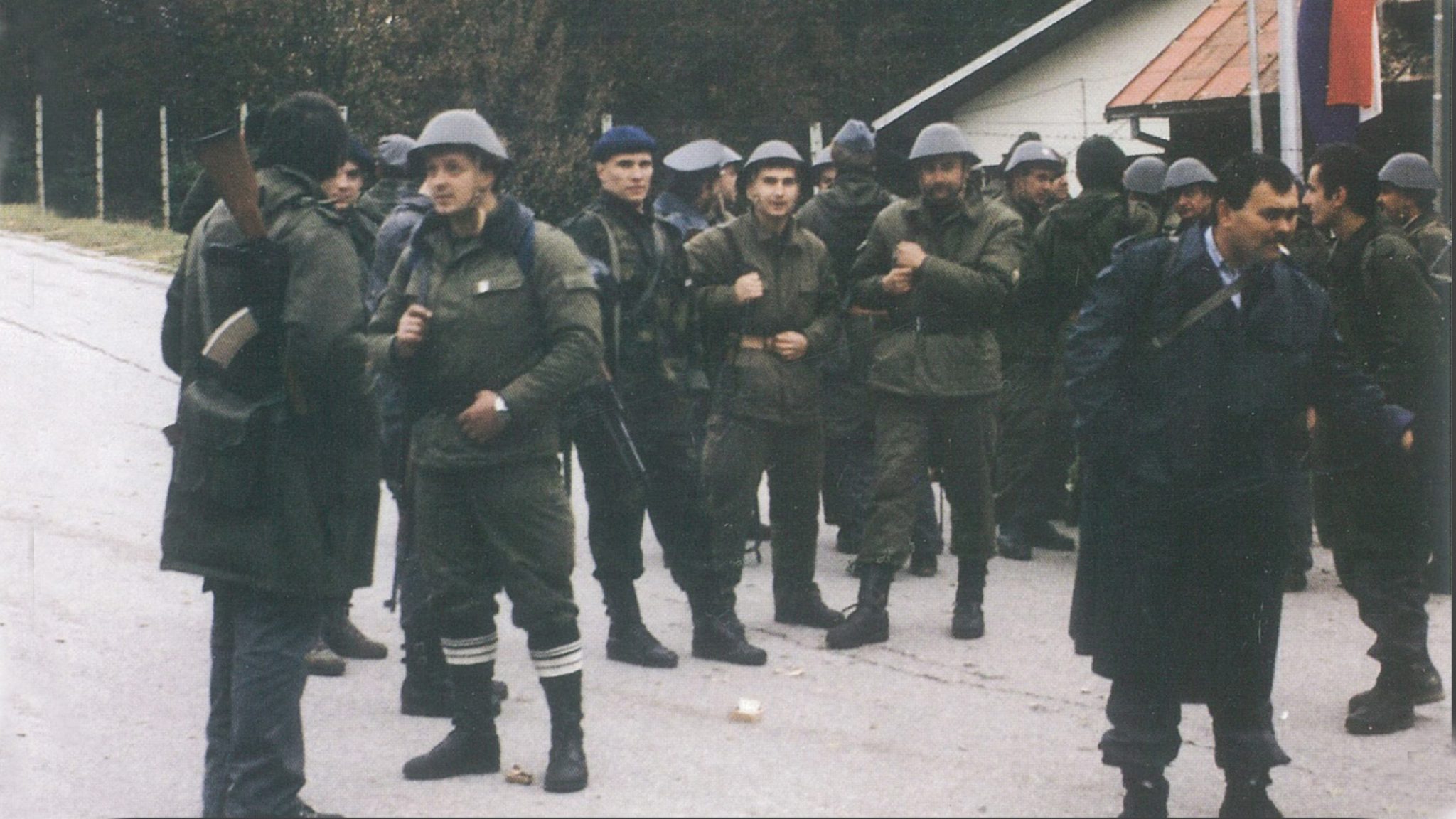 DELNICE 1991.- PAD VOJARNE I VOJNIH OBJEKATA – Klub 138.br HV